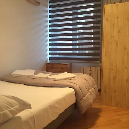 Medaglie D'oro Lägenhet *